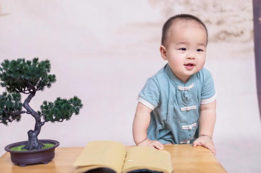 克孜勒苏柯尔克孜孕妇显怀是几个月